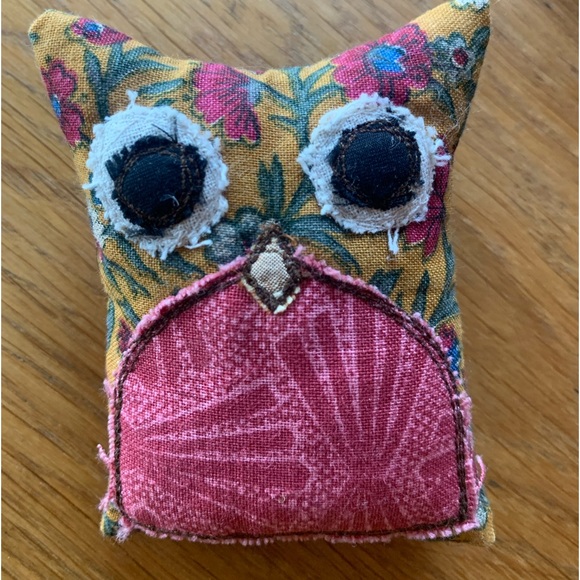 Cuteness bundle - faux fur mini bag, vegan coin purse and owl pin - Picture 6 of 8